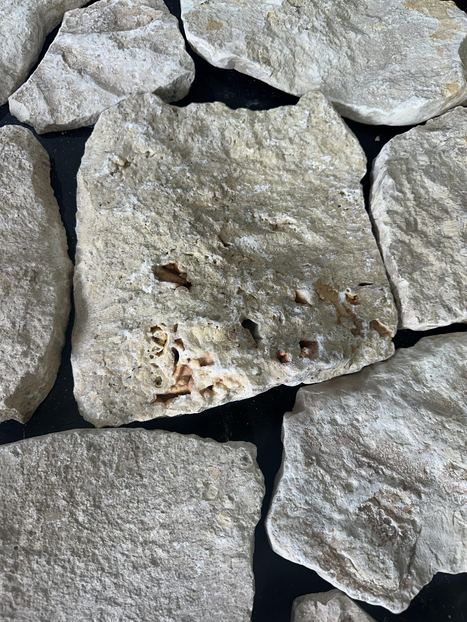 What's Body Cladding CLOVELLY RANDOM BODY CLADDING 150-500X20-35MM - Stone Wholesalers